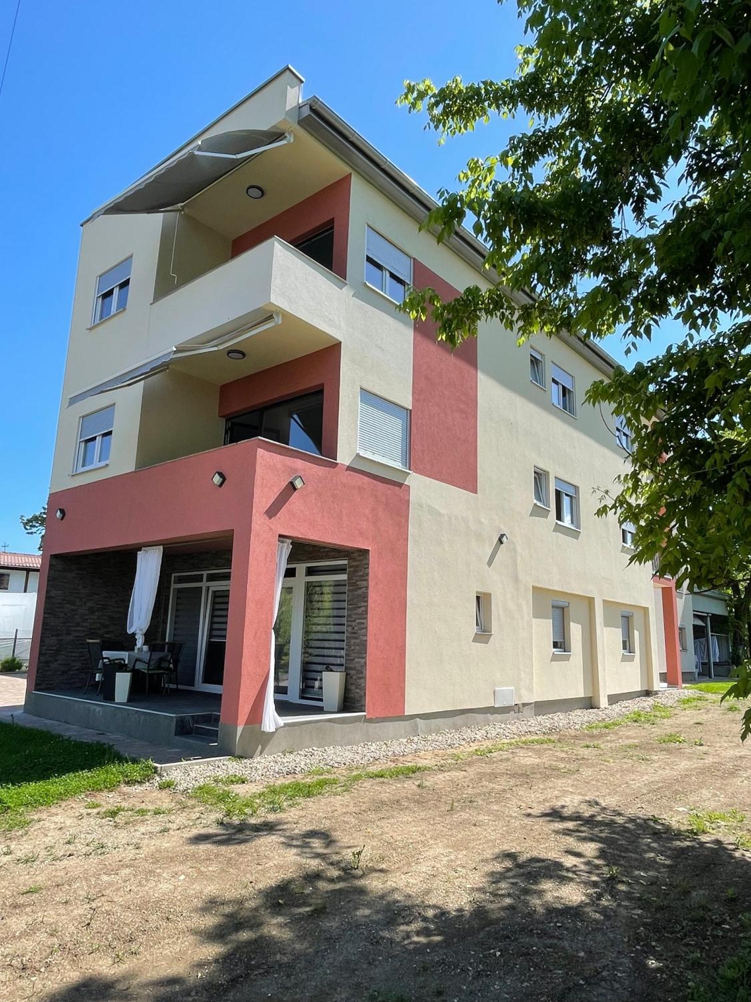 Apartment Vila Tara Bihać Eksteriør bilde