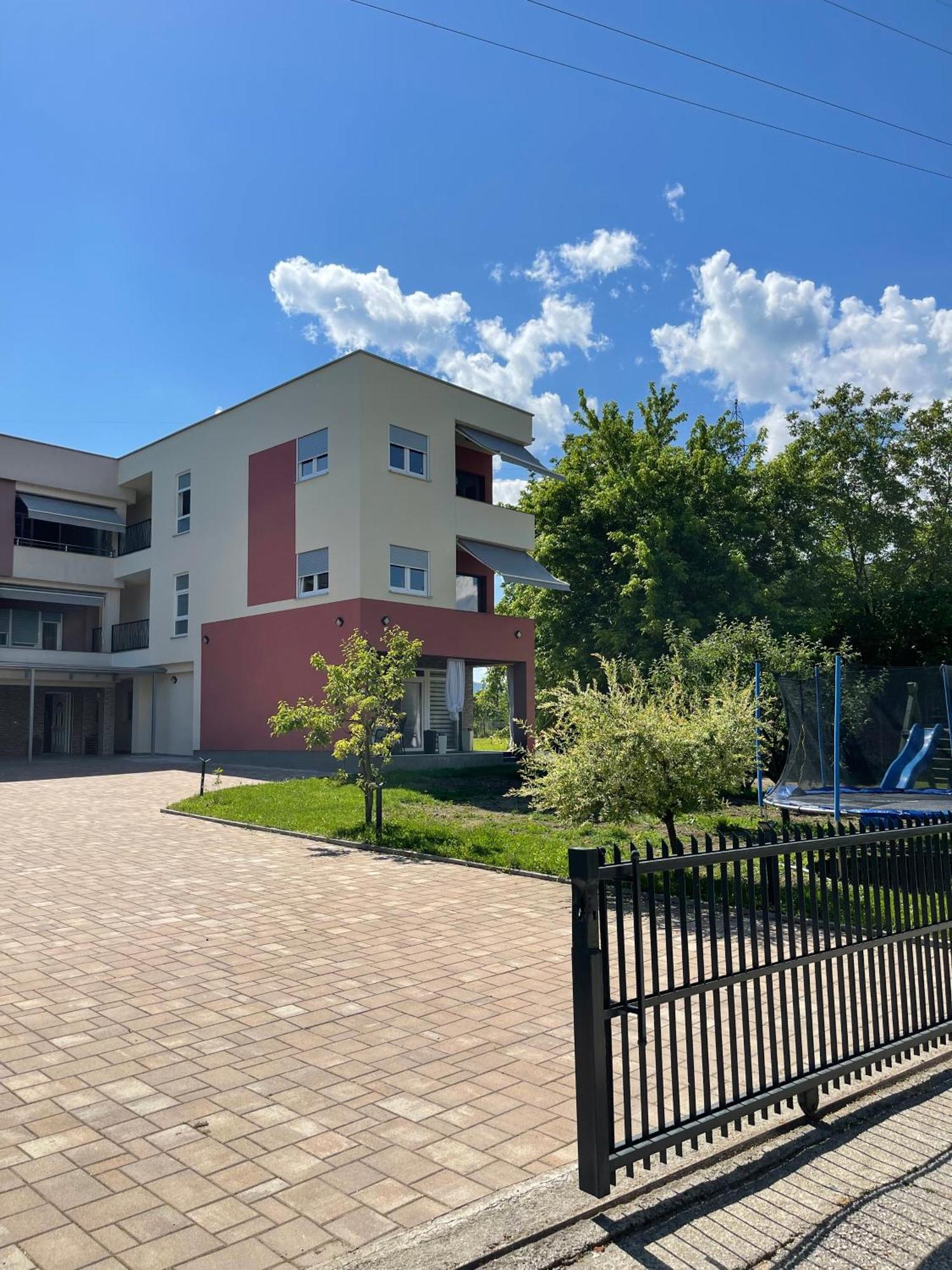 Apartment Vila Tara Bihać Eksteriør bilde